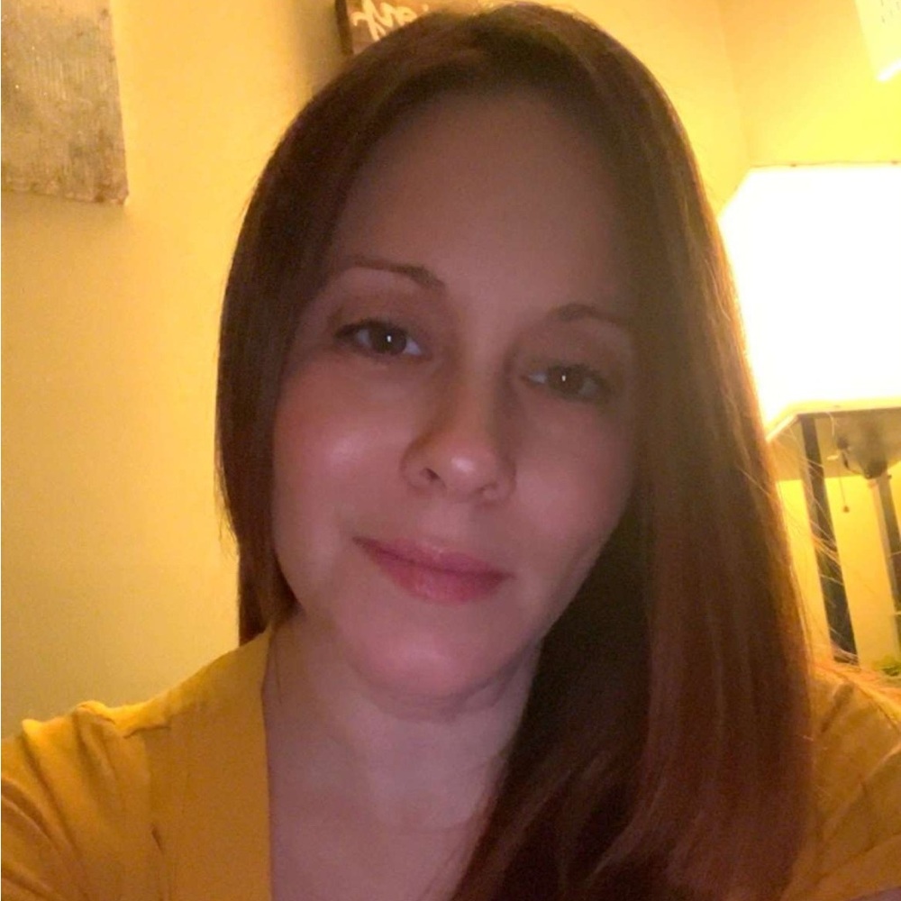 Meet your Posher, Nicole